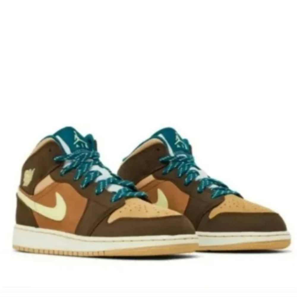 Air Jordan Mid SE Kids Sneakers Brown and Tan